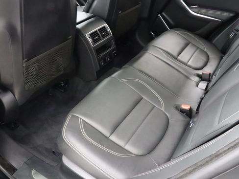 Used 2024 Jaguar F-PACE R-Dynamic S AWD/4WD image 32