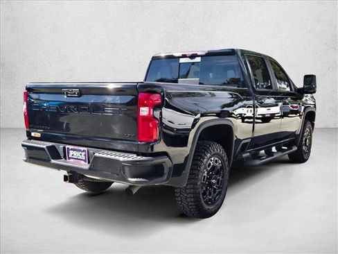 Used 2021 Chevrolet Silverado 2500 LTZ w/ LTZ Plus Package image 4