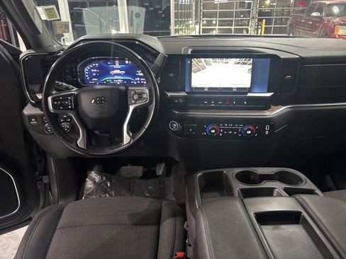 Used 2023 Chevrolet Silverado 1500 RST image 38