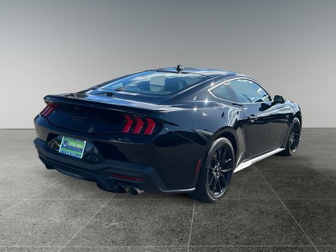 Used 2025 Ford Mustang GT Premium RWD image 8