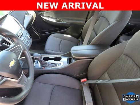 Used 2022 Chevrolet Malibu LT image 18