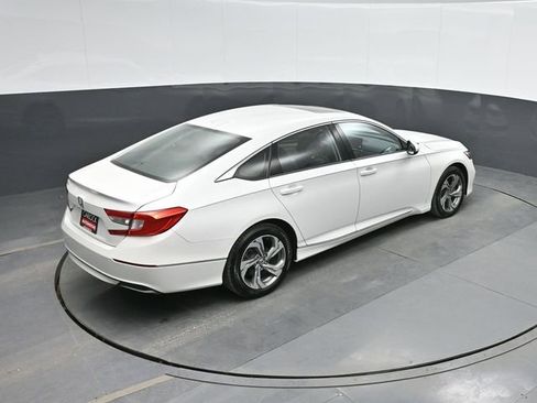 Used 2018 Honda Accord EX image 35