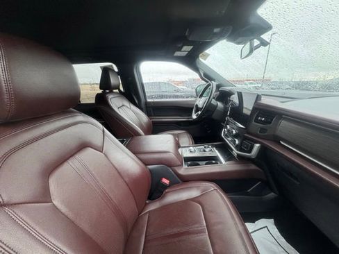 Used 2024 Ford Expedition Max Limited image 7