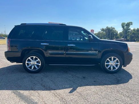 Used 2008 GMC Yukon Denali AWD/4WD image 5