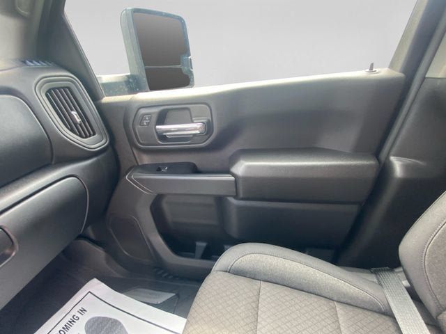 New 2026 Chevrolet Silverado 2500 Custom w/ Custom Value Package AWD/4WD image 21