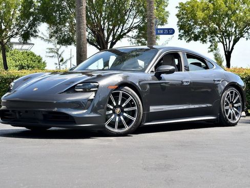 Used 2020 Porsche Taycan 4S AWD/4WD image 22