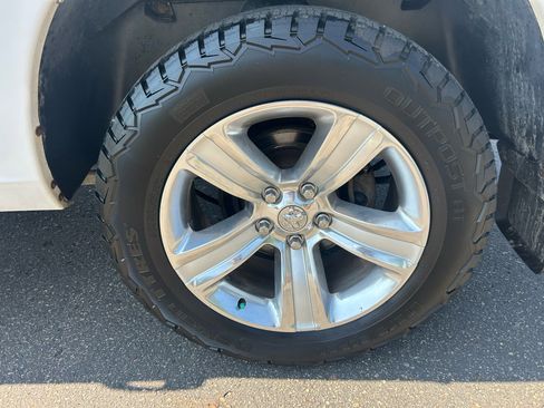 Used 2016 RAM 1500 Sport image 18