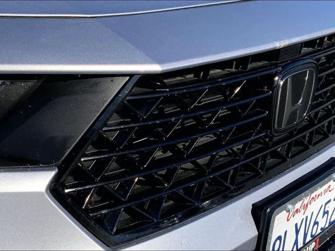 Used 2024 Honda Accord EX image 29