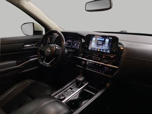 Used 2022 Nissan Pathfinder SL w/ SL Premium Package AWD/4WD image 19