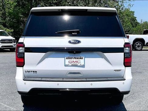 Used 2019 Ford Expedition Limited w/ Equipment Group 303A AWD/4WD image 8