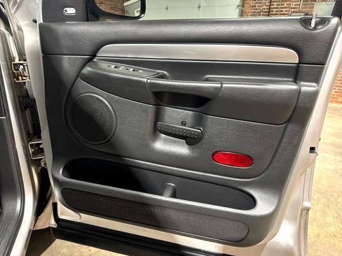 Used 2005 Dodge Ram 1500 Truck 2WD Quad Cab image 59