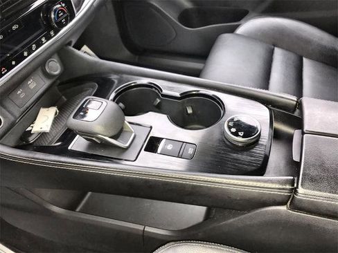 Certified 2023 Nissan Rogue SL w/ SL Premium Package image 21