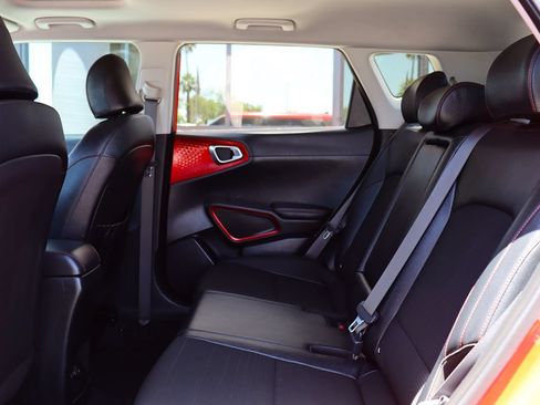 Used 2021 Kia Soul Turbo FWD image 30
