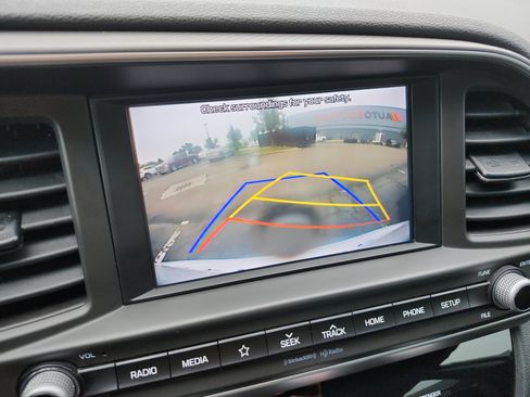 Used 2019 Hyundai Elantra SEL w/ Cargo Package FWD image 16