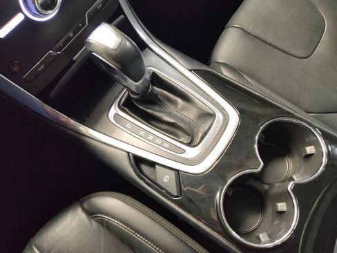 Used 2017 Ford Edge Titanium w/ Technology Package image 26