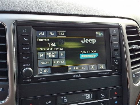 Used 2013 Jeep Grand Cherokee Limited image 20