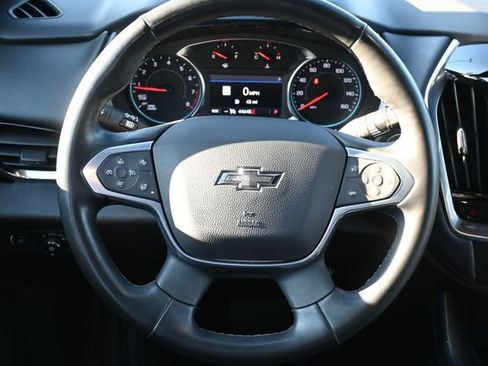 Used 2023 Chevrolet Traverse RS image 14