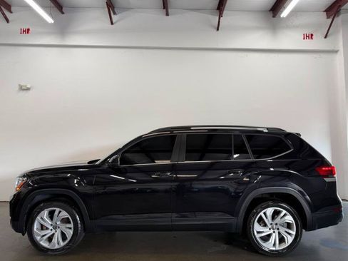 Used 2021 Volkswagen Atlas SE FWD image 3
