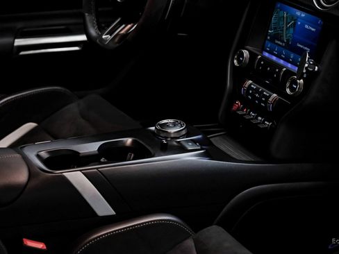 Used 2021 Ford Mustang Shelby GT500 w/ Carbon Fiber Track Pack image 58