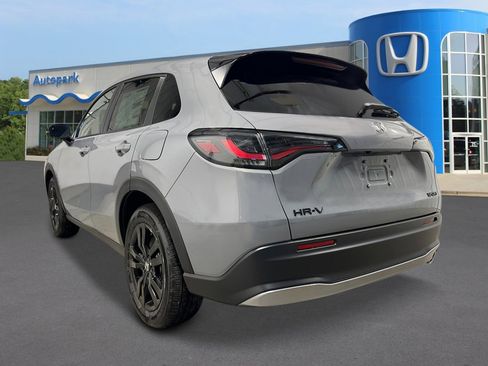 New 2026 Honda HR-V Sport image 3