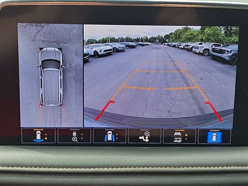 Certified 2021 GMC Yukon XL AT4 w/ AT4 Premium Package AWD/4WD image 26