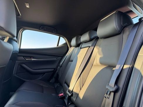 New 2026 MAZDA MAZDA3 Hatchback w/Premium Plus Pkg image 12