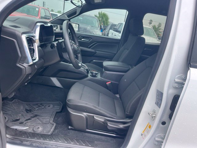 Used 2025 GMC Canyon Elevation w/ Convenience Package AWD/4WD image 9