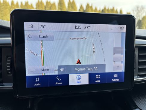 Used 2023 Ford Explorer ST-Line w/ Class IV Trailer Tow Package image 29