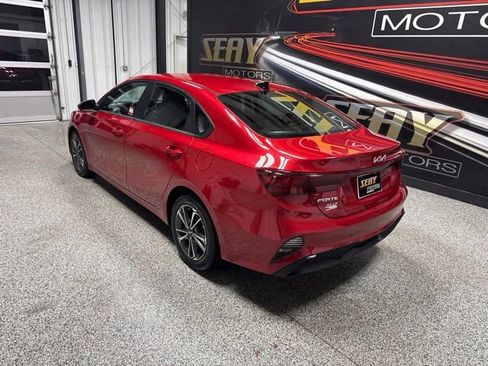 Used 2024 Kia Forte LXS FWD image 16