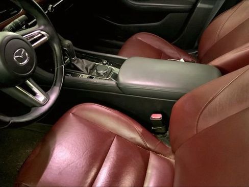Used 2020 MAZDA MAZDA3 AWD Hatchback w/ Premium Pkg image 8