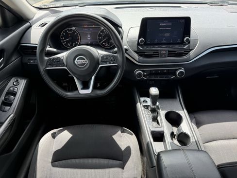 Used 2020 Nissan Altima 2.5 S FWD image 14