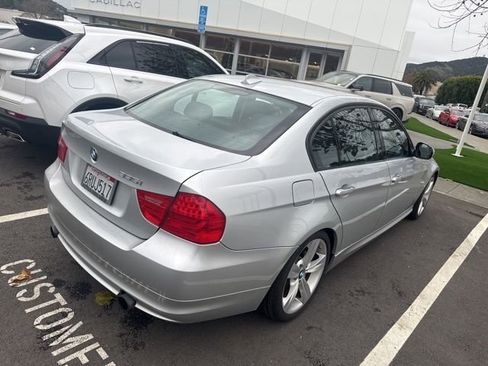 Used 2011 BMW 335i Sedan image 5