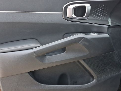 New 2026 Kia Sorento S w/ S Panoramic Sunroof Package image 8