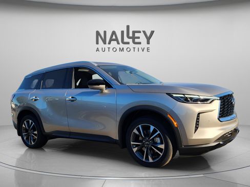 Certified 2025 INFINITI QX60 Luxe image 7