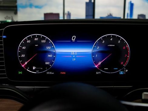 Used 2026 Mercedes-Benz GLE 450 GLE 450 image 18