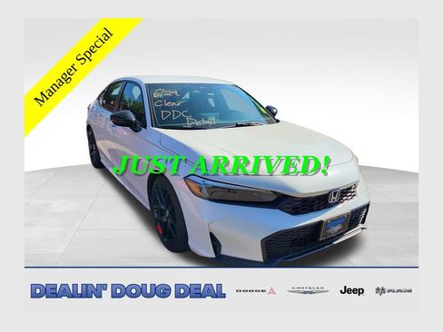 Used 2025 Honda Civic Sport image 1