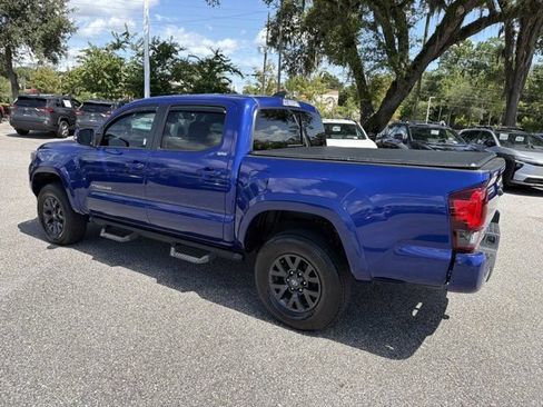 Used 2023 Toyota Tacoma SR5 w/ Technology Package AWD/4WD image 4