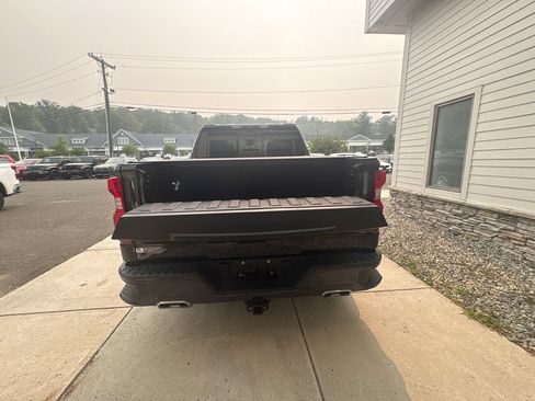 Used 2023 Chevrolet Silverado 1500 High Country w/ Technology Package AWD/4WD image 65