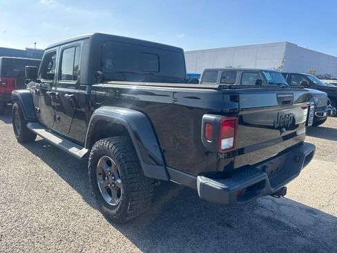 Used 2022 Jeep Gladiator Sport AWD/4WD image 7
