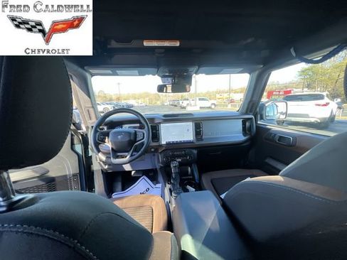 Used 2022 Ford Bronco Outer Banks image 19
