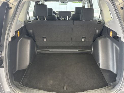 Used 2021 Honda CR-V LX image 17