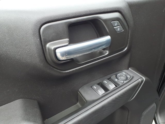 Used 2026 Chevrolet Silverado 1500 Custom w/ Turbomax Blackout Package AWD/4WD image 12