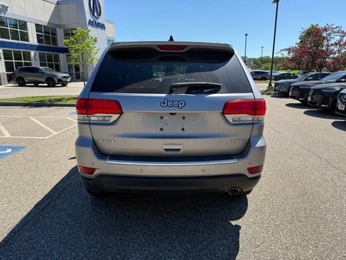 Used 2019 Jeep Grand Cherokee Limited AWD/4WD image 6