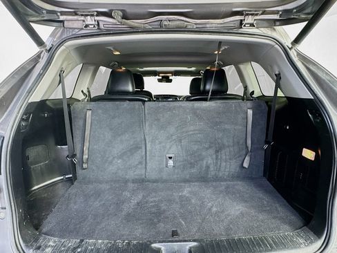 Used 2018 Toyota Highlander XLE AWD/4WD image 33