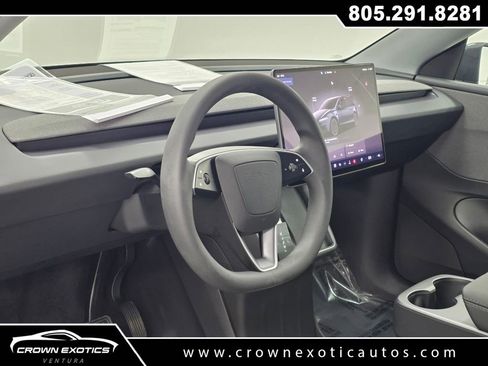 Used 2026 Tesla Model Y Long Range image 23