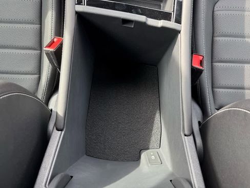 New 2026 Volkswagen Atlas Cross Sport SEL R-Line image 24