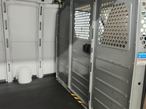 New 2025 Chevrolet Express 2500 image 40