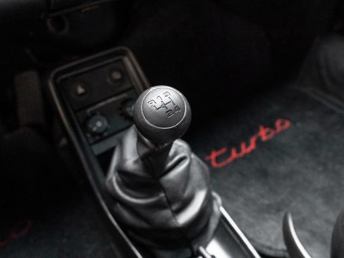Used 1988 Porsche 911 Carrera RWD image 33
