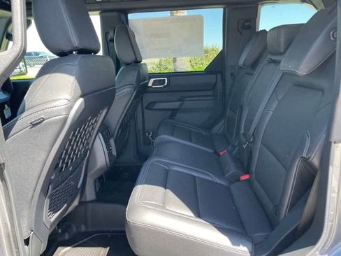 New 2026 Ford Bronco Badlands w/ Sasquatch Package AWD/4WD image 21