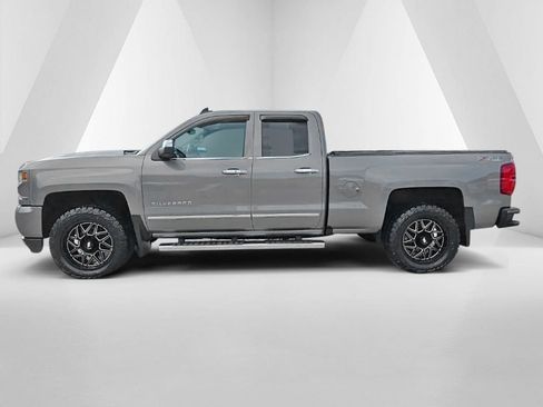 Used 2017 Chevrolet Silverado 1500 LTZ Z71 AWD/4WD image 8